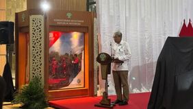 Kementerian Kehutanan (Kemenhut) mengungkapkan bahwa populasi badak jawa (Rhinoceros sondaicus) maupun badak sumatera (Dicerorhinus sumatrensis) saat ini hanya menyisakan sekitar 100 individu di habitat aslinya.