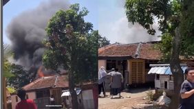 Warga diimbau tetap tenang, tidak berkerumun di sekitar lokasi, serta selalu waspada terhadap potensi kebakaran di lingkungan sekitar.