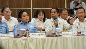 Menteri Kehutanan (Menhut) Raja Juli Antoni menegaskan komitmennya untuk memperketat Pengawasan Perizinan Berusaha Pemanfaatan Hutan (PBPH) serta Persetujuan Penggunaan Kawasan Hutan (PPKH). Tujuannya agar pemanfaatan hutan tetap menjaga kelestarian 