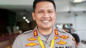 Perwira menengah Polri ini merupakan sosok yang tak asing di lingkungan Polda Metro Jaya