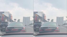 Sebuah mobil mewah Mercedes-Benz (Mercy) mendadak viral di media sosial setelah terekam melaju ugal-ugalan di Jalan Antasari, Jakarta Selatan. Bukan hanya soal perilakunya di jalan, mobil tersebut juga mencuri perhatian karena menggunakan pelat nomor