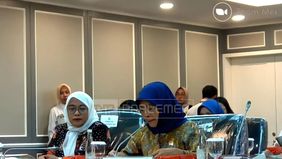 Komisi Nasional Anti Kekerasan Terhadap Perempuan (Komnas Perempuan) melaporkan bahwa tiga perempuan berinisial L, F, dan G masih berada dalam tahanan di Polres Jakarta Utara, Polda Metro Jaya, serta Bareskrim Polri usai aksi demonstrasi bulan lalu.