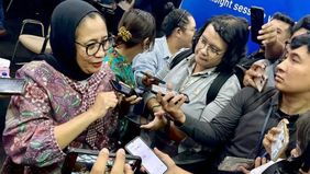 Wakil Kepala Badan Gizi Nasional (BGN), Nanik S. Deyang, menyampaikan bahwa insentif bagi guru yang menjadi penanggung jawab Program Makan Bergizi Gratis (MBG) sebesar Rp100 ribu akan dicairkan setiap 10 hari sekali.