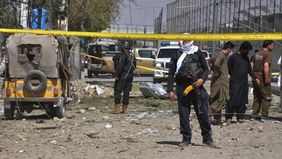 Sebuah ledakan bom mobil besar terjadi di luar markas pasukan paramiliter Frontier Corps di Kota Quetta, Pakistan barat daya, pada Selasa, 30 September 2025, menewaskan sedikitnya 10 orang dan melukai lebih dari 30 lainnya, menurut otoritas setempat.