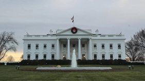 Pemerintah Amerika Serikat (AS) kini menghadapi konsekuensi serius setelah penutupan pemerintahan (government shutdown) resmi dimulai pada Rabu, 1 Oktober 2025. 