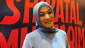 Angelina Sondakh hadir dalam penayangan film Jembatan Shiratal Mustaqim dan merinding saat kembali mengingat perbuatan salah yang sempat dilakukannya.