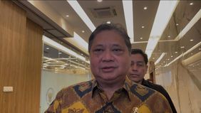Menteri Koordinator Bidang Perekonomian Airlangga Hartarto merespons Kementerian BUMN kini resmi berubah menjadi Badan Pengaturan Badan Usaha Milik Negara (BP BUMN).