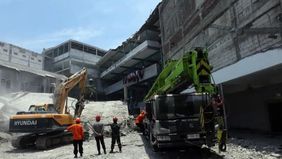 Badan Nasional Penanggulangan Bencana (BNPB) menyampaikan bahwa proses evakuasi korban reruntuhan bangunan Pondok Pesantren Al Khoziny di Kecamatan Buduran, Kabupaten Sidoarjo, Jawa Timur, kini telah memasuki tahap akhir. 