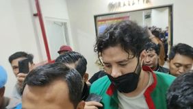 Kejaksaan Negeri (Kejari) Jakarta Pusat mengumumkan bahwa perkara dugaan peredaran narkotika yang menjerat artis MAA alias AZ (Ammar Zoni) bersama lima tersangka lainnya kini telah memasuki tahap dua.