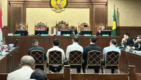 Muhammad Kerry Andrianto Riza, putra dari tersangka Riza Chalid, didakwa telah memperkaya diri sendiri dengan nilai mencapai Rp3,07 triliun dalam perkara dugaan korupsi tata kelola minyak mentah dan produk kilang periode 2018–2023.