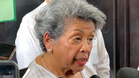 Atika Algadrie mengaku percaya anaknya tak korupsi.
