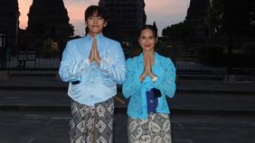 Aktor Korea Selatan Ji Chang Wook keciduk tengah syuting bersama Pevita Pearce di Prambanan, Yogyakarta.