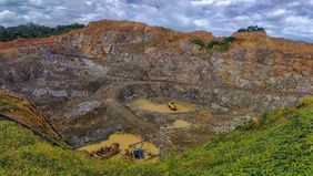 Kementerian Energi dan Sumber Daya Mineral (ESDM) menegaskan bahwa pemerintah telah mengatur ketentuan mengenai perpanjangan Izin Usaha Pertambangan Khusus (IUPK) yang diberikan kepada badan usaha selama masih terdapat ketersediaan cadangan.