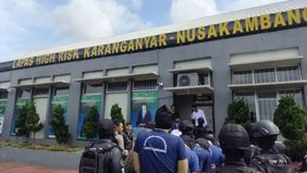 Kepala Lembaga Pemasyarakatan (Lapas) Kelas IIA Karanganyar, Riko Purnama Candra, memastikan bahwa pesohor Ammar Zoni kini telah menempati sel di Lapas Karanganyar, Pulau Nusakambangan, Kabupaten Cilacap, Jawa Tengah, usai dipindahkan dari Rumah Taha