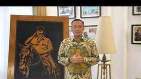 Pemerintah menyatakan dukungan penuh atas langkah Persatuan Sepak Bola Seluruh Indonesia (PSSI) yang memutuskan untuk memberhentikan pelatih tim nasional Indonesia, Patrick Kluivert.