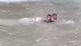 Kedua korban diduga tak bisa berenang.