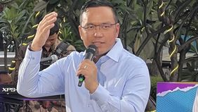 Direktur Utama PT Pertamina (Persero) Simon Aloysius Mantiri menegaskan komitmen perusahaannya untuk mendukung kebijakan pemerintah terkait penerapan campuran etanol 10 persen (E10) pada bahan bakar minyak (BBM).