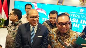 Chief Executive Officer (CEO) Danantara sekaligus Menteri Investasi dan Hilirisasi/Kepala Badan Koordinasi Penanaman Modal (BKPM), Rosan Roeslani, mengungkapkan bahwa pihaknya tengah melakukan kajian menyeluruh untuk menentukan opsi terbaik.