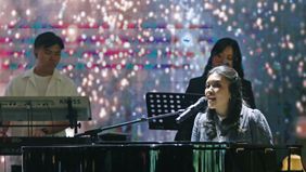Lahir dari tangan dingin Aminoto Kosin, musisi yang dikenal sebagai personel Band Karimata, bisa dibayangkan seperti apa Amagra berkarya perdana. Bersama Irvnat, vocal coach dan vocal director kondang serta Joshua Nafi, mereka mengibarkan music label