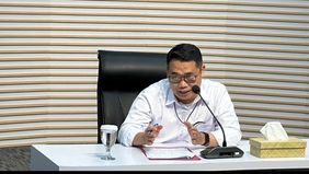 Komisi Pemberantasan Korupsi (KPK) menjelaskan alasan di balik pemanggilan mantan sopir pribadi serta tukang cukur langganan Lukas Enembe (LE) sebagai saksi dalam penyidikan kasus dugaan suap dana penunjang operasional Pemerintah Provinsi Papua. Pema