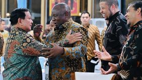 Presiden RI Prabowo Subianto menjamu Presiden Republik Afrika Selatan Matamela Cyril Ramaphosa dalam acara santap malam kenegaraan yang digelar di Halaman Tengah Istana Kepresidenan, Jakarta, Rabu 22 Oktober 2025 malam.
