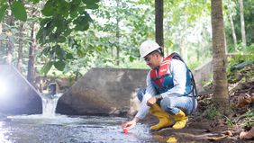 Setiap tanggal 10 November, bangsa Indonesia memperingati Hari Pahlawan sebagai momentum mengenang perjuangan para pejuang yang telah mengorbankan jiwa dan raga demi kemerdekaan serta kedaulatan Negara Kesatuan Republik Indonesia (NKRI).