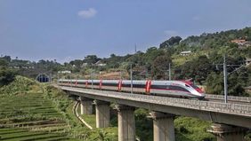 Komisi Pemberantasan Korupsi (KPK) mengonfirmasi bahwa penyelidikan terkait dugaan tindak pidana korupsi pada proyek kereta cepat Jakarta–Bandung atau Whoosh telah dimulai sejak awal tahun 2025.