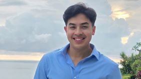 Ayah dari Jerome Polin saat ini tengah kritis dan sedang dirawat di ICU rumah sakit di Surabaya.