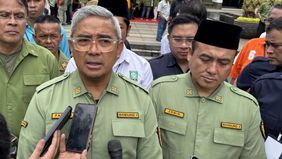 Wali Kota Bandung Muhammad Farhan menyatakan menghormati langkah hukum yang ditempuh Kejaksaan Negeri Kota Bandung terkait penyidikan dugaan tindak pidana korupsi dalam penyalahgunaan kewenangan di lingkungan Pemerintah Kota Bandung.