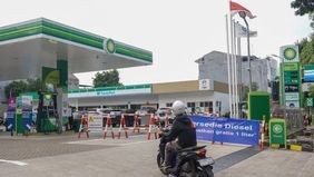 Kementerian Energi dan Sumber Daya Mineral (ESDM) memastikan bahwa stasiun pengisian bahan bakar umum (SPBU) bp telah membeli 100 ribu barel base fuel atau bahan bakar murni dari Pertamina Patra Niaga.