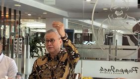 Badan Pengelola Investasi (BPI) Danantara melalui anak usahanya, PT Danantara Asset Management (DAM), mulai melakukan pembenahan terhadap 43 badan usaha milik negara (BUMN), termasuk PT Krakatau Steel (Persero) Tbk dan PT Semen Indonesia (Persero).