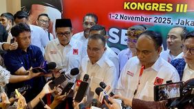 Ketua Harian Partai Gerindra Sufmi Dasco Ahmad menyatakan belum mengetahui adanya rencana relawan Projo bergabung dengan partai yang dipimpin oleh Presiden RI Prabowo Subianto tersebut.