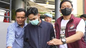 Kepolisian Daerah (Polda) Metro Jaya mengungkapkan bahwa artis sekaligus musisi Leonardo Arya, atau yang dikenal dengan nama Onad (OL), mengonsumsi narkoba karena tengah menghadapi permasalahan pribadi.
