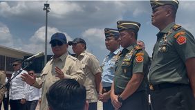 residen Prabowo Subianto memastikan pemerintah terus memperkuat kemampuan pertahanan dan kemanusiaan melalui pengadaan pesawat angkut strategis Airbus A400M.