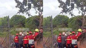 Berdasarkan video dan foto yang diterima Sumbarkita, bengkel tersebut habis terbakar. Saat api menyala, warga memadamkan api dengan alat seadanya sebelum petugas pemadam kebakaran tiba. Satu sepeda motor Yamaha Vixion tampak terbakar dalam bengkel it