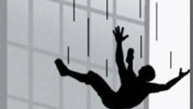 Polres Tangerang Selatan memeriksa lima saksi untuk mengungkap penyebab tewasnya siswa berinisial NCA (13) yang jatuh dari gedung sekolah di kawasan Gading Serpong, Pakulonan Barat, Kecamatan Kelapa Dua, Kabupaten Tangerang.