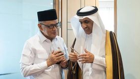 Kementerian Haji (Kemenhaj) dan Umrah menargetkan proses peralihan pegawai dari Direktorat Jenderal (Ditjen) Penyelenggaraan Haji dan Umrah (PHU) Kementerian Agama (Kemenag) ke Kemenhaj dapat diselesaikan sepenuhnya pada akhir November 2025.