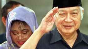 Ia menilai, Soeharto merupakan tokoh penting dalam sejarah Indonesia yang layak memperoleh penghargaan atas pengabdian dan kontribusinya selama masa perjuangan maupun kepemimpinan nasional.