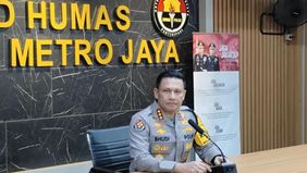 Polda Metro Jaya masih terus menyelidiki kemungkinan bahwa terduga pelaku ledakan di SMA Negeri 72, Kelapa Gading Barat, Jakarta Utara, pada Jumat siang merupakan korban perundungan atau bullying oleh sesama siswa.