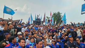 Konfederasi Serikat Pekerja Seluruh Indonesia (KSPSI) mengumumkan pencabutan kebijakan pemutusan hubungan kerja (PHK) massal terhadap 285 pekerja PT. Multistrada Arah Sarana di Kabupaten Bekasi, Jawa Barat, setelah tercapai kesepakatan dengan manajem