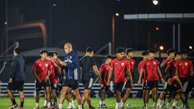 Meski Timnas Indonesia U-17 harus menelan pil pahit usai kalah telak 0-4 dari Brasil, peluang Garuda Muda untuk melangkah ke babak 32 besar belum sepenuhnya tertutup.