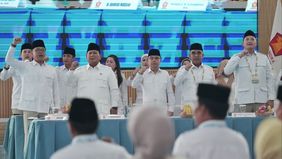 Ketua Harian DPP Partai Gerindra, Sufmi Dasco Ahmad, turut mendampingi Ketua Dewan Pembina sekaligus Ketua Umum Partai Gerindra, H. Prabowo Subianto, dalam acara “Taklimat Ketua Dewan Pembina Partai Gerindra” yang digelar di Hambalang, Jawa Barat, pa