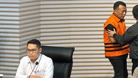 Komisi Pemberantasan Korupsi (KPK) menduga Bupati Ponorogo, Jawa Timur, Sugiri Sancoko (SUG) menerima suap lain di luar tiga klaster utama yang sebelumnya telah diungkap dalam kasus dugaan tindak pidana korupsi di lingkungan.