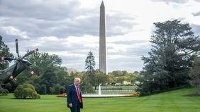 Presiden Amerika Serikat (AS) Donald Trump menyatakan bahwa setiap warga Amerika akan menerima sedikitnya 2.000 dolar AS (sekitar Rp33,3 juta) per orang yang bersumber dari pendapatan negara hasil tarif perdagangan.