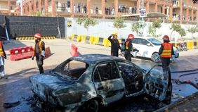 Sebuah serangan bom bunuh diri mengguncang kawasan pengadilan distrik di Islamabad, ibu kota Pakistan, pada Selasa 11 November 2025, menewaskan sedikitnya 12 orang dan melukai 27 lainnya. Insiden tersebut menimbulkan kembali ketegangan di kawasan per