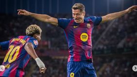 Pertandingan ini juga menjadi laga terakhir Robert Lewandowski bersama Barcelona di Camp Nou. Namun, penyerang asal Polandia itu gagal mencatatkan namanya di papan skor meski beberapa kali memperoleh peluang.