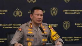 Kepolisian Daerah (Polda) Metro Jaya memeriksa ayah dari anak berkonflik dengan hukum (ABH) yang diduga menjadi pelaku dalam insiden ledakan di SMAN 72 Jakarta.