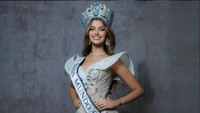 Ajang kecantikan biasanya identik dengan busana glamor dan senyum anggun. Namun, seorang semifinalis Miss World Chile 2025, Ignacia Fernández, mematahkan stereotip itu dengan aksi panggung yang tidak biasa.