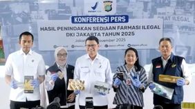 Badan Pengawas Obat dan Makanan (BPOM) bersama Polri dan Kejaksaan Agung mengungkap peredaran produk farmasi ilegal dengan nilai mencapai Rp2,74 miliar. Sebagian besar dari produk tersebut merupakan obat kuat yang diklaim dapat meningkatkan stamina.