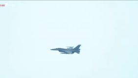 Raja Kerajaan Yordania Hasyimiah, Raja Abdullah II ibn Al Hussein, tiba di Pangkalan Udara Halim Perdanakusuma, Jakarta, Jumat, 14 November 2025, untuk memulai rangkaian lawatan kenegaraannya di Indonesia.